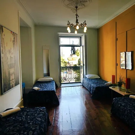 Penzion In 1/camoes House *